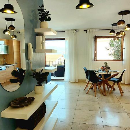 Apartment Livia Slatine Exterior photo